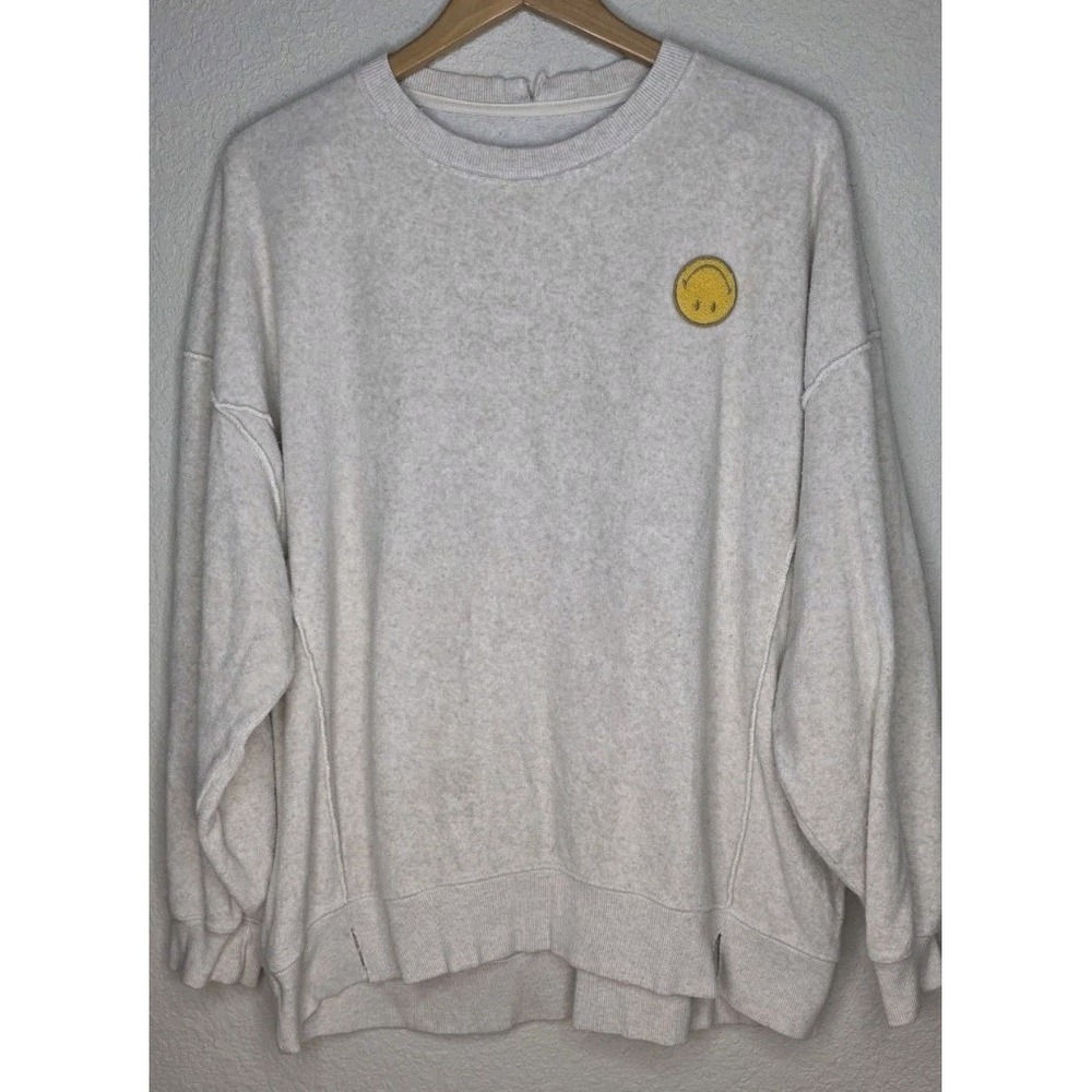 Aerie The Chill Crew Oversized Relaxed Smiley Sweatshirt Cream L Distressed Boho